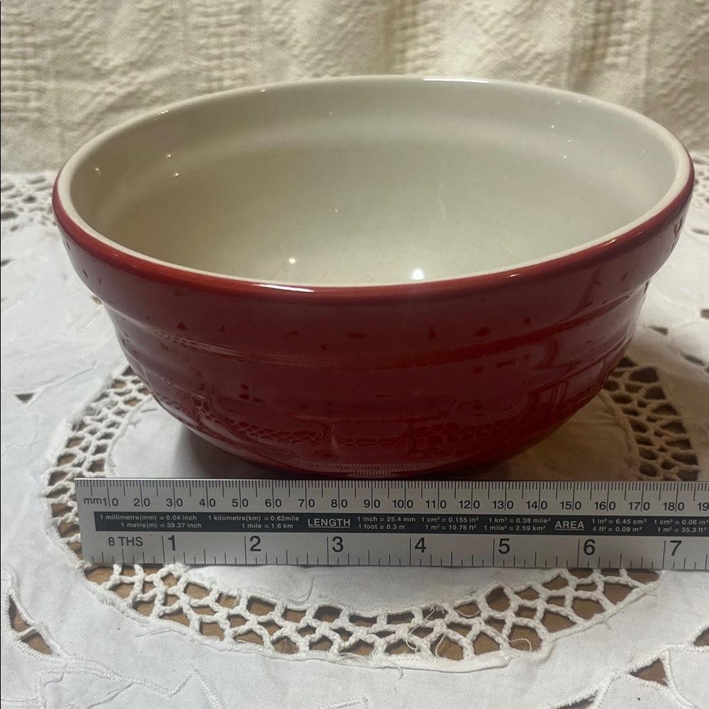 Small Tip and Mix Longaberger mixing bowl Tomato Red. 7.75” diameter.